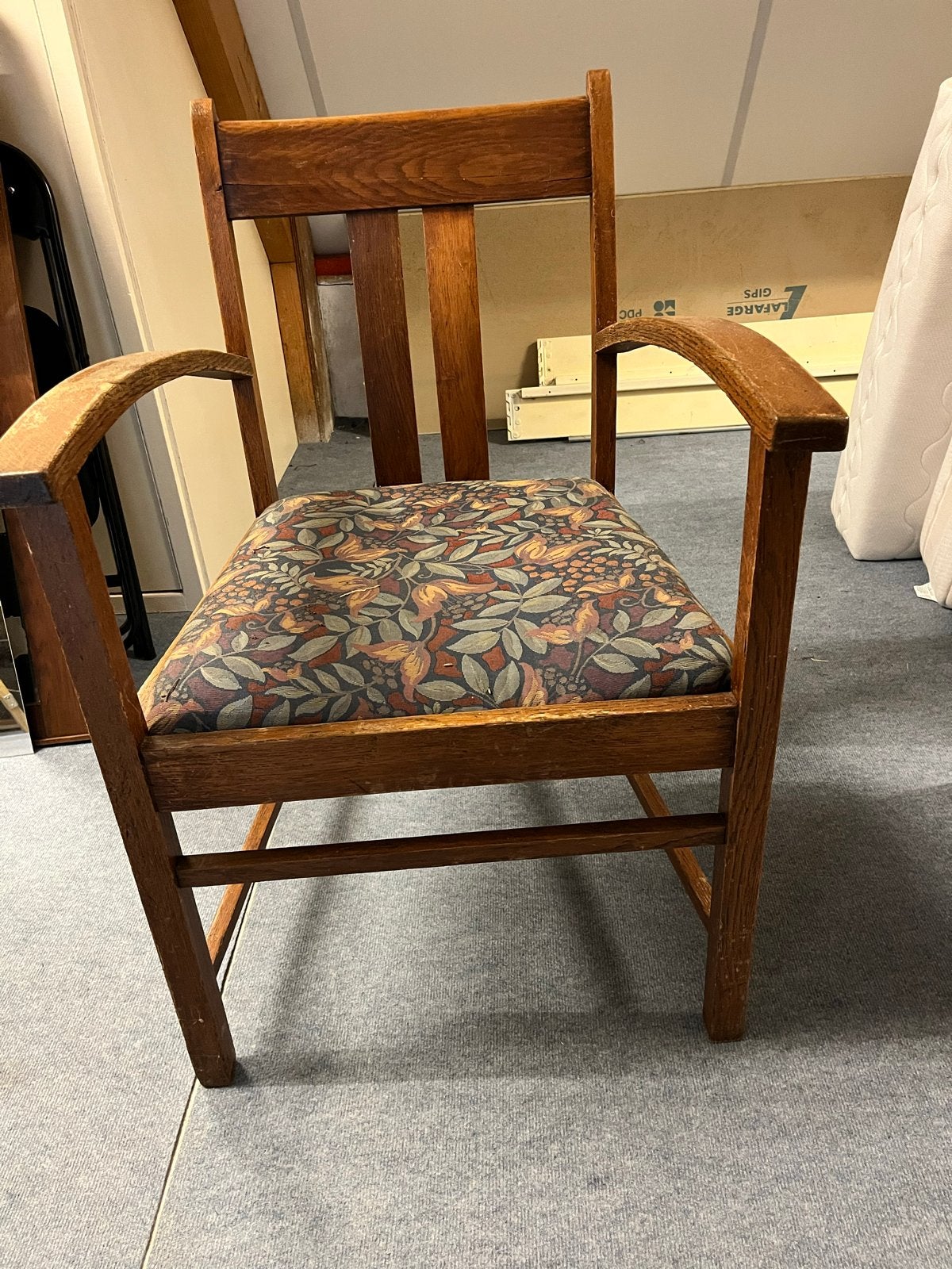 Vintage Eiken Rookstoel met Gebloemde Bekleding, Ophalen