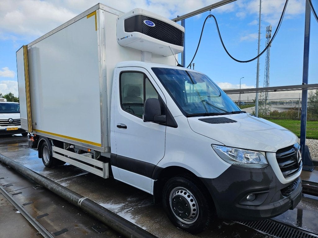 Mercedes Sprinter 519CDI koelwagen vrieswagen laadklep 100KM, Automaat, Dealer onderhouden, 4 cilinders, 3800 pk