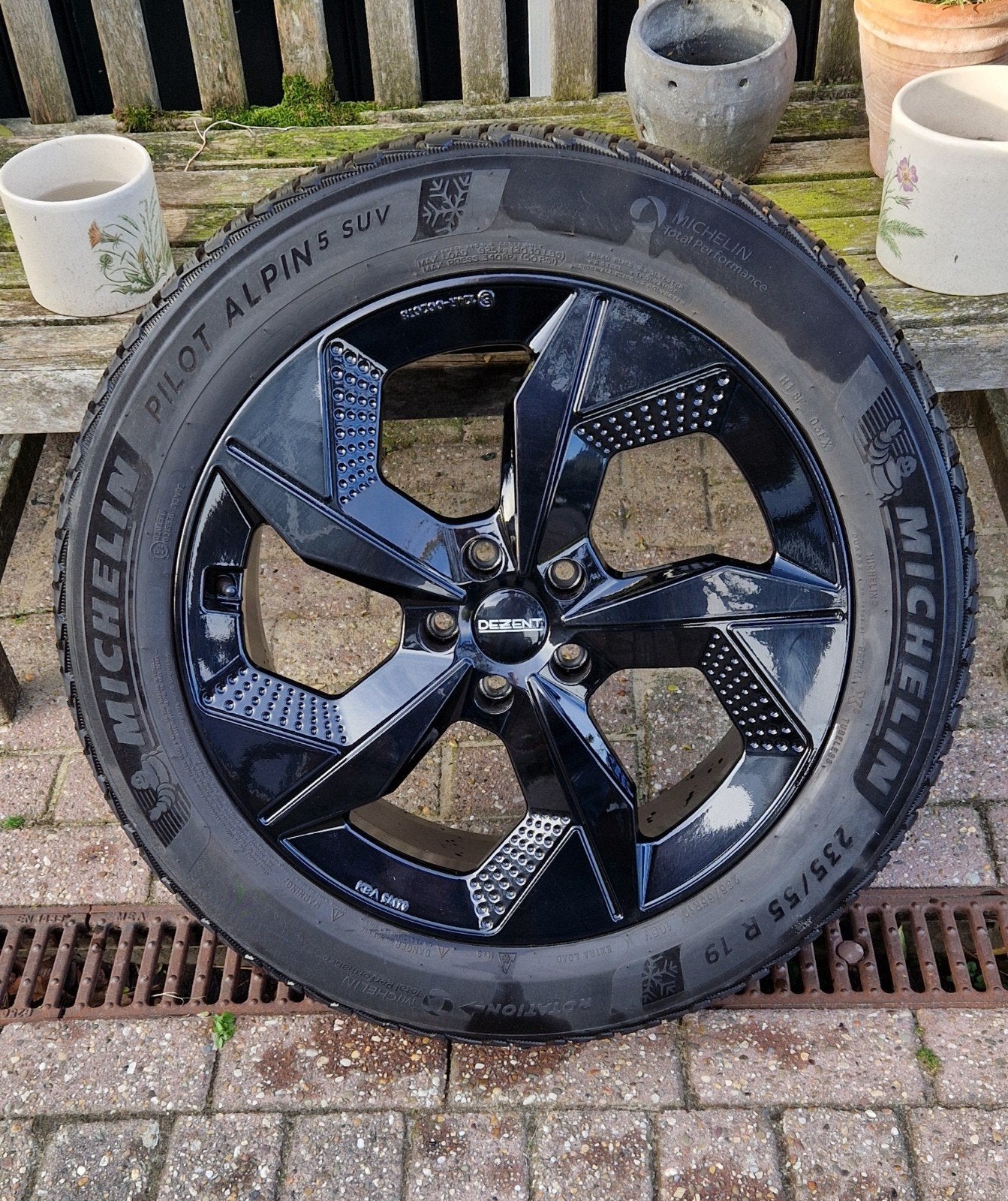 VW ID.4 Alu velgen met Michelin winterbanden, 19 inch, Gebruikt, 255 mm, Banden en Velgen