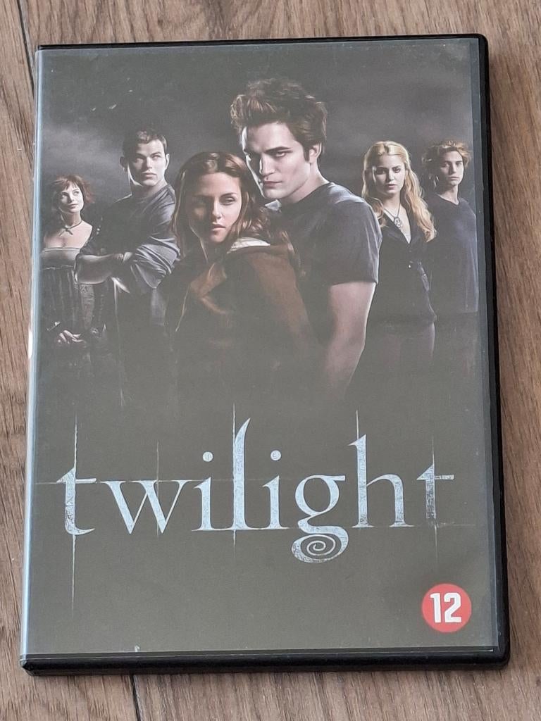 twilight, Vanaf 12 jaar, Ophalen of Verzenden, Zo goed als nieuw, Vampiers of Zombies