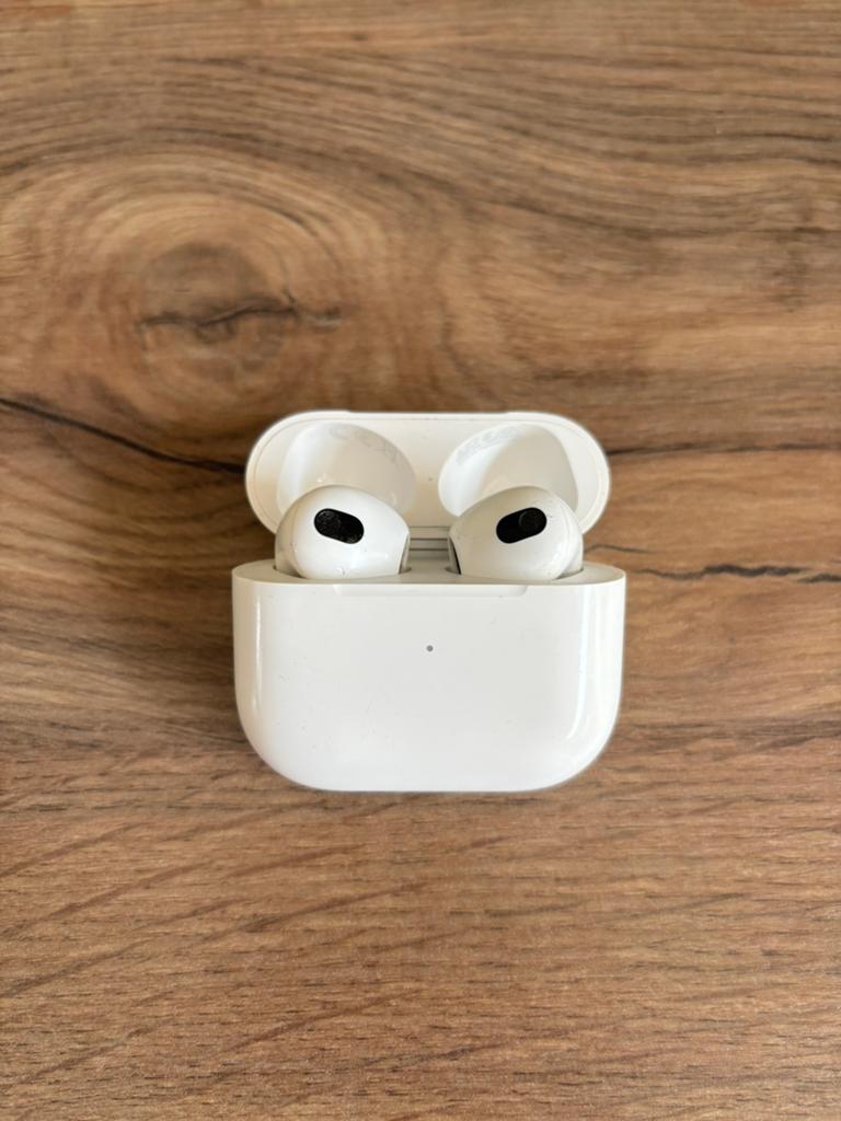 AirPods 3e generatie, Ophalen of Verzenden, Apple, Wit, Bluetooth