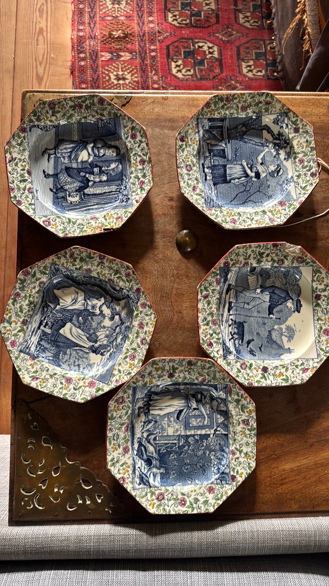 Zeldzame Set van 5 Wedgwood Wandborden Months (ca. 1898), Ophalen of Verzenden