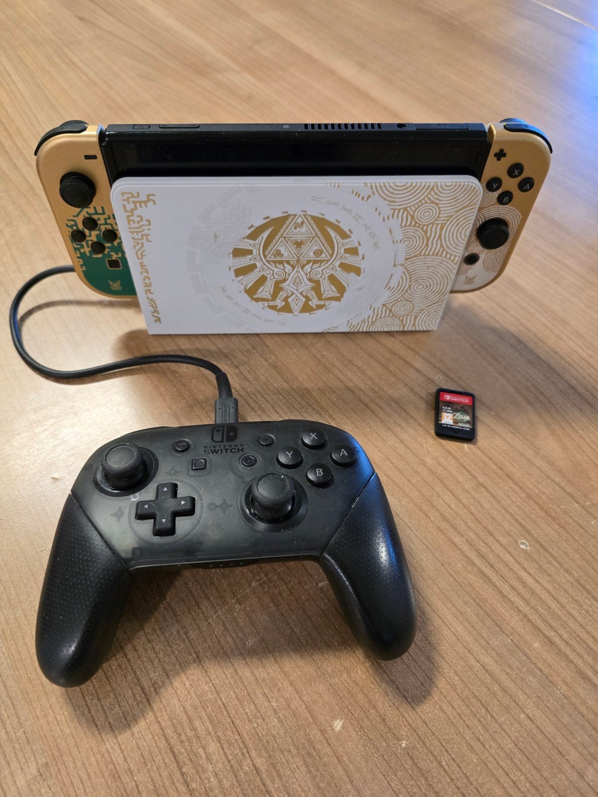 Nintendo Switch OLED Zelda Tears of the Kingdom Editie, Met games, Zo goed als nieuw, Met 1 controller, Switch OLED