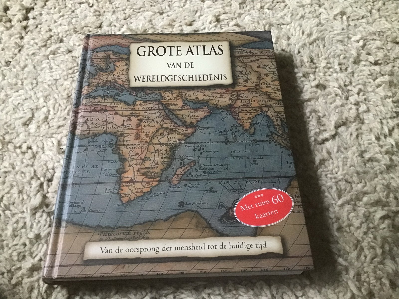 Grote Atlas van de Wereldgeschiedenis - Met 60+ kaarten, Ophalen of Verzenden, Zo goed als nieuw
