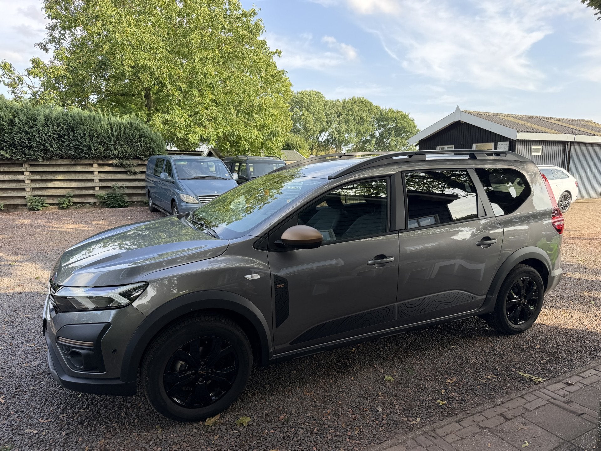 Dacia Jogger 1.0 TCe 100 ECO-G Extreme LPG|CAM|PDC|CARPL|12-, Voorwielaandrijving, Dealer onderhouden, Gebruikt, Euro 6