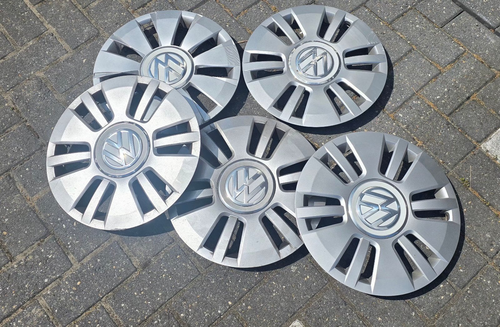 Originele Volkswagen Up wieldoppen set, Ophalen, Gebruikt