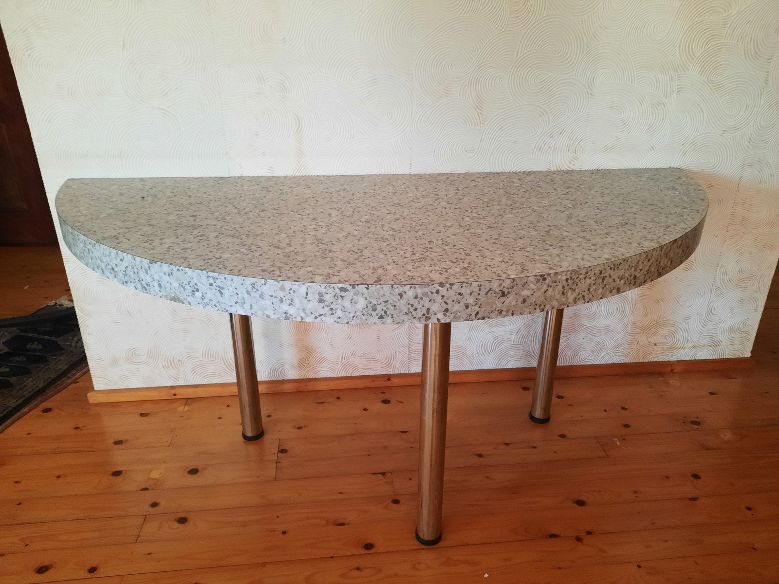 Te koop mooie halfronde tafel, Ophalen, Gebruikt, Overige vormen, Modern, Terrazzo-look
