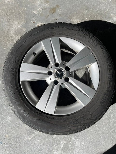 Mercedes-Benz 17 inch winterbanden met velgen, Ophalen, Banden en Velgen, 17 inch, Winterbanden