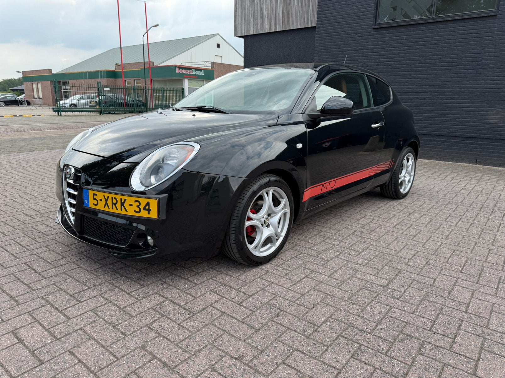 Alfa Romeo MiTo 0.9 Turbo Twin AIR 77KW 2014 Zwart, Auto's, Voorwielaandrijving, Zwart, Handgeschakeld, 104 pk