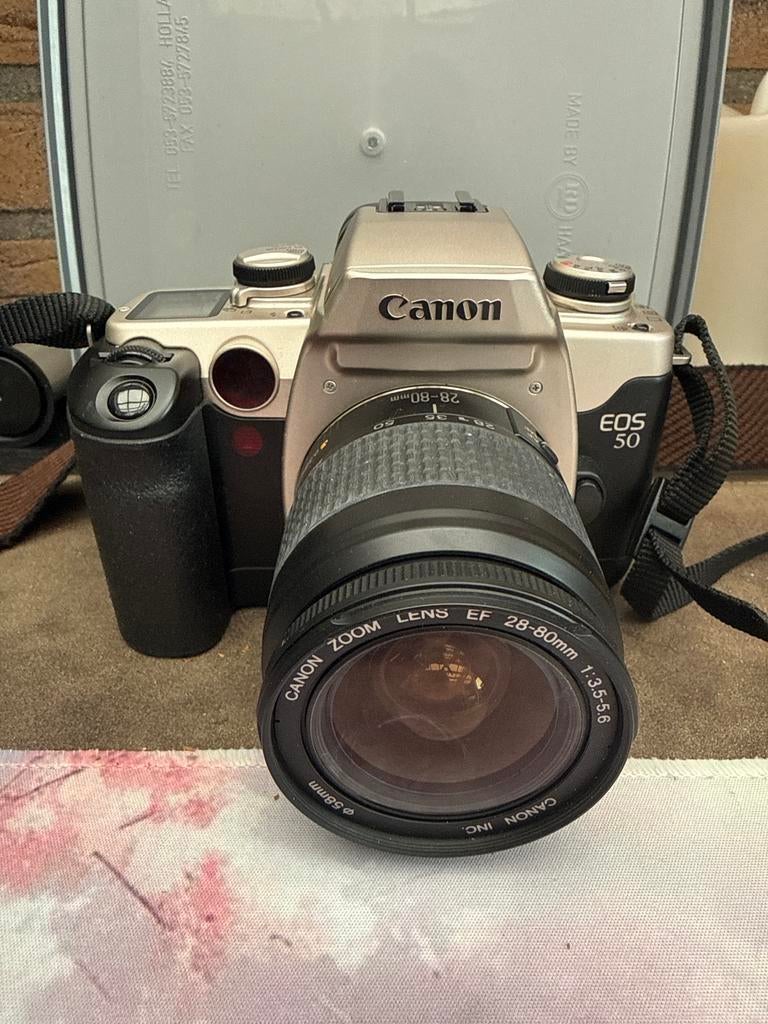 Canon EOS 50 spiegelreflexcamera met 28-80mm lens, Audio, Tv en Foto, Fotocamera's Analoog, Ophalen of Verzenden, Gebruikt, Spiegelreflex
