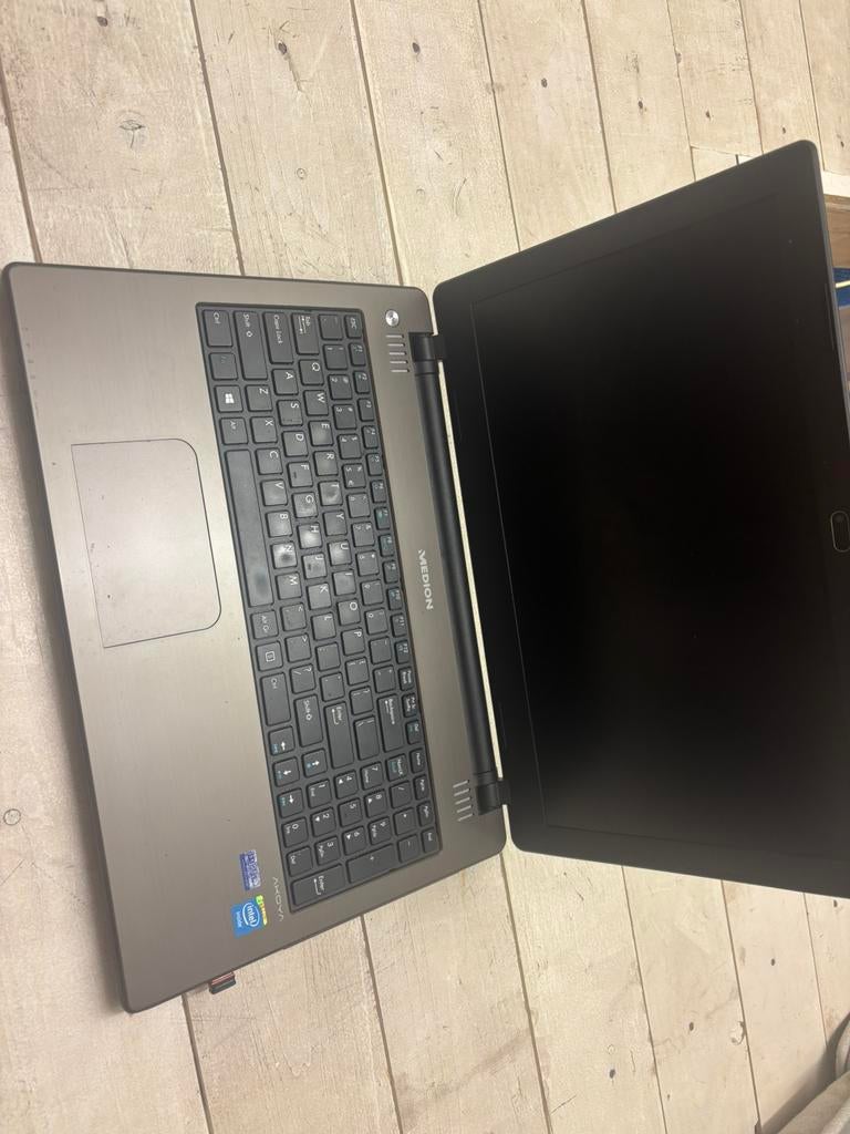 Medion Akoya, Computers en Software, Windows Laptops, Ophalen of Verzenden, Gebruikt