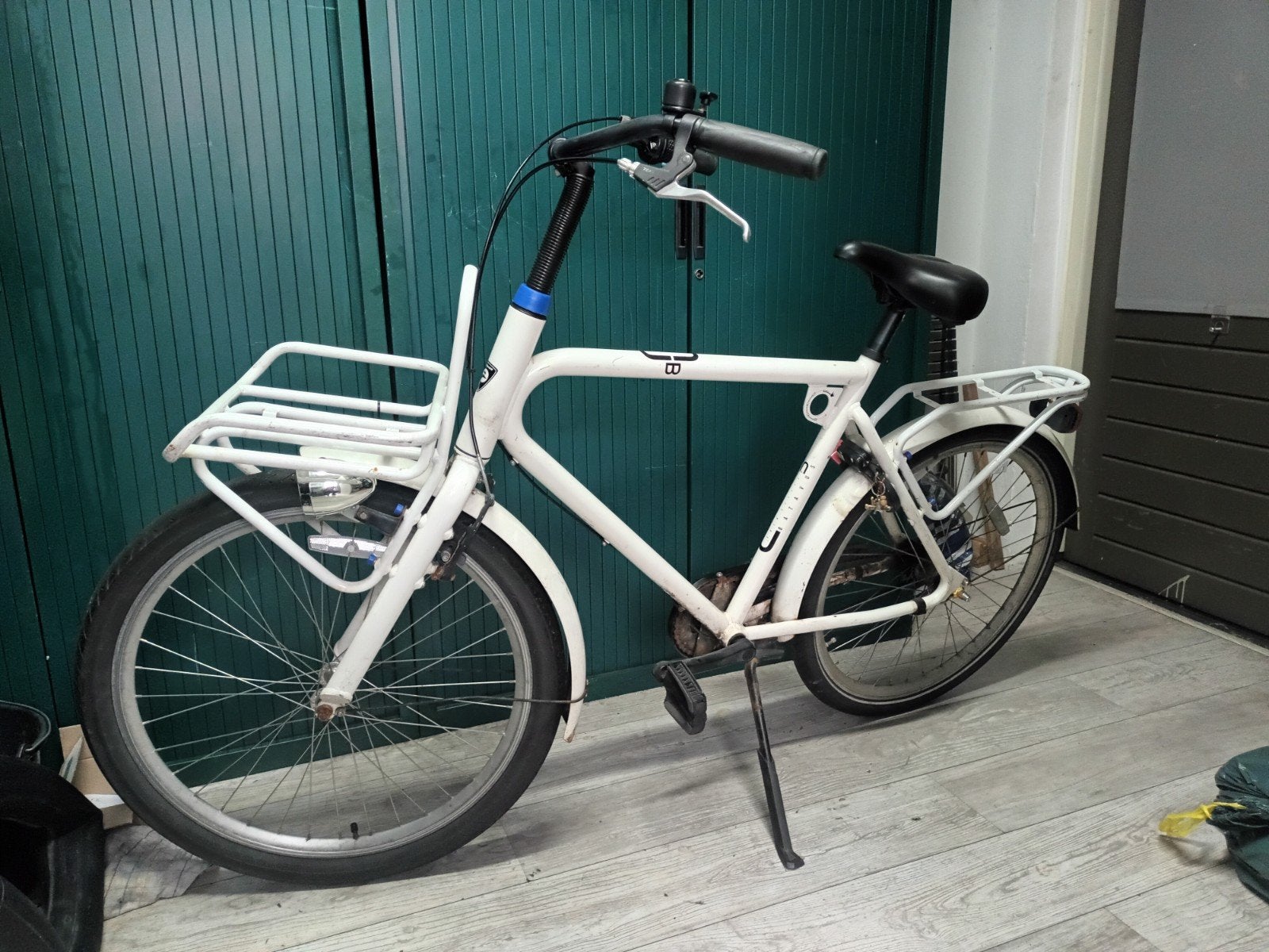 Witte transportfiets 26 inch en andere goedkope fietsen, Ophalen of Verzenden, Gebruikt, Terugtraprem, Overige merken