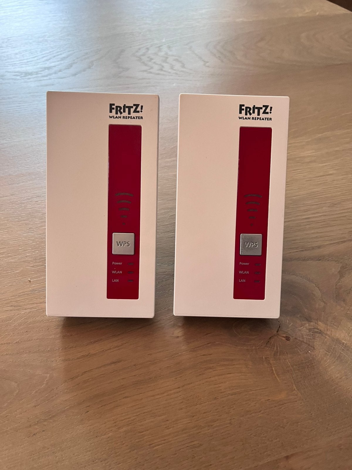 FRITZ! Wlan repeater 1750E, goede staat 2x los/samen te koop