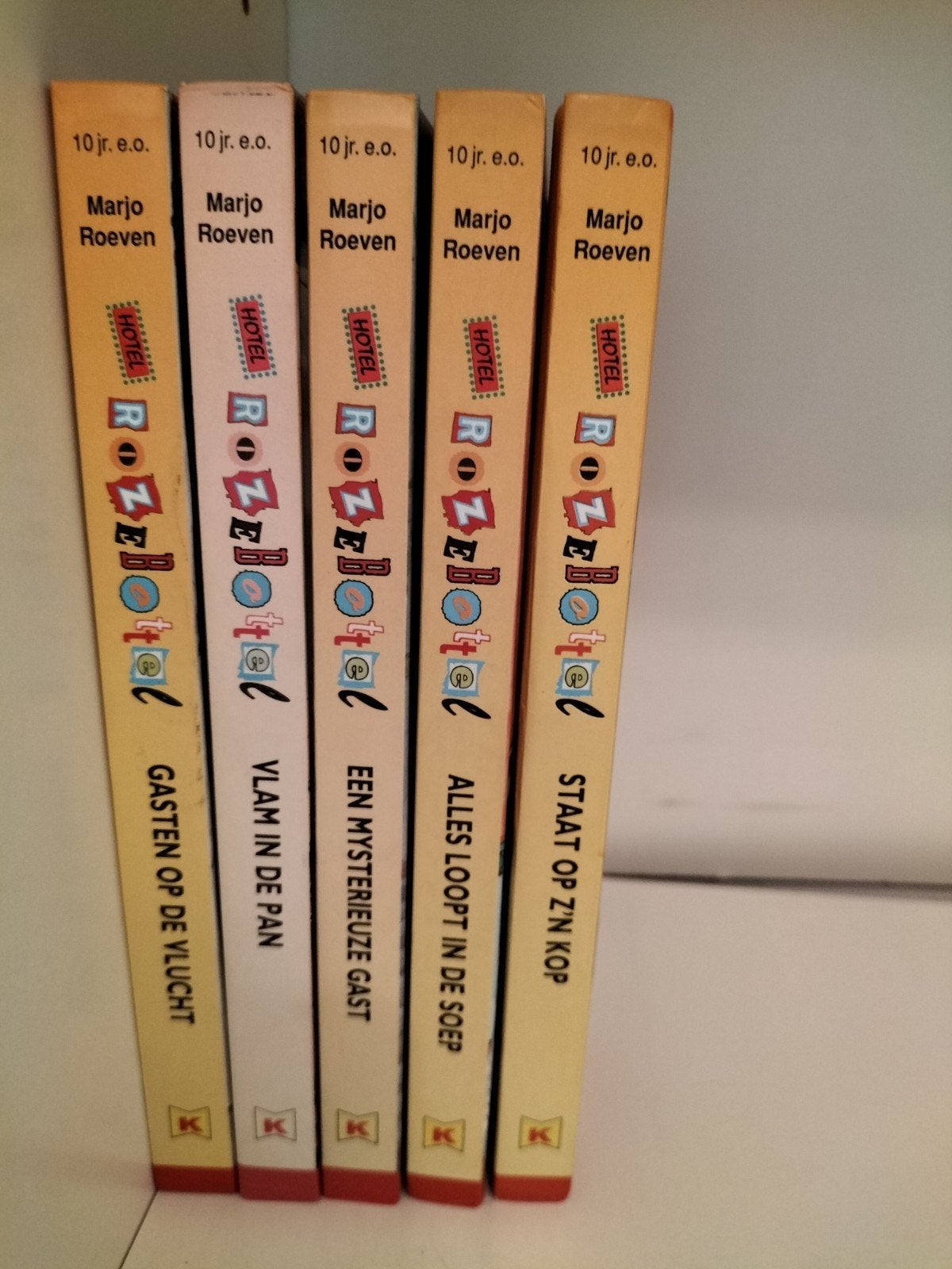 Hotel Rozenbottel serie - 5 boeken van Marjo Roeven, Boeken, Ophalen, Gelezen, Marjo Roeven, Fictie