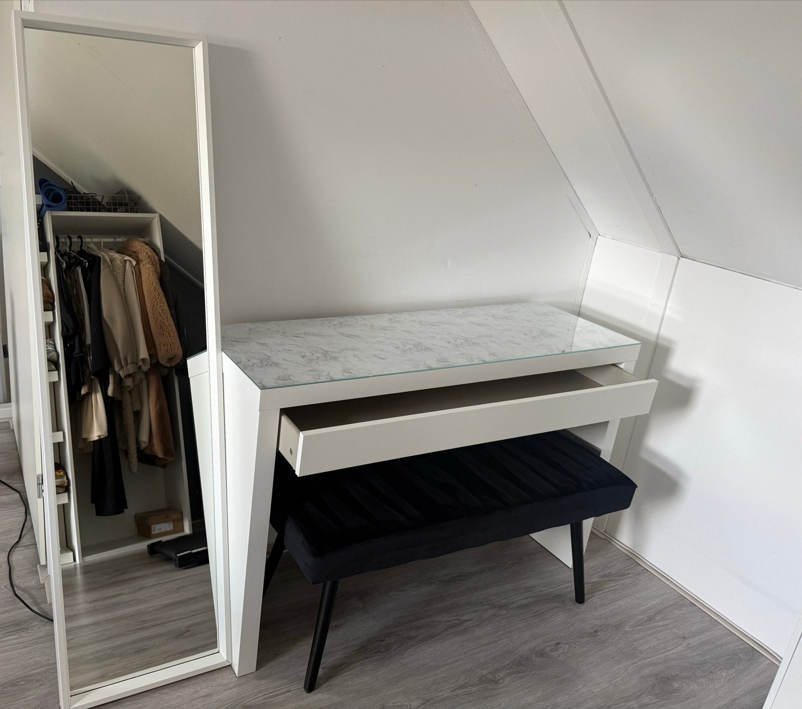 IKEA Kaptafel met spiegel en bankje, Ophalen, Gebruikt, 100 tot 150 cm, Minder dan 100 cm