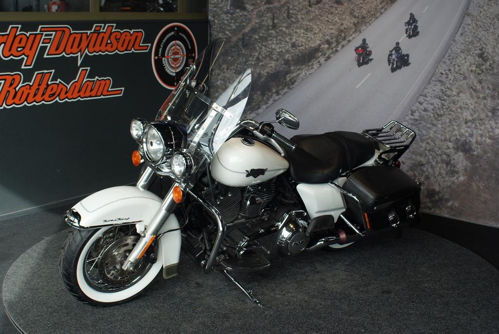 Harley-Davidson FLHRCI Road King Classic 103 (bj 2012), Bedrijf, Toermotor, Sales@harleydavidsonrotterdam.nl, Harley-Davidson Benelux B.V.