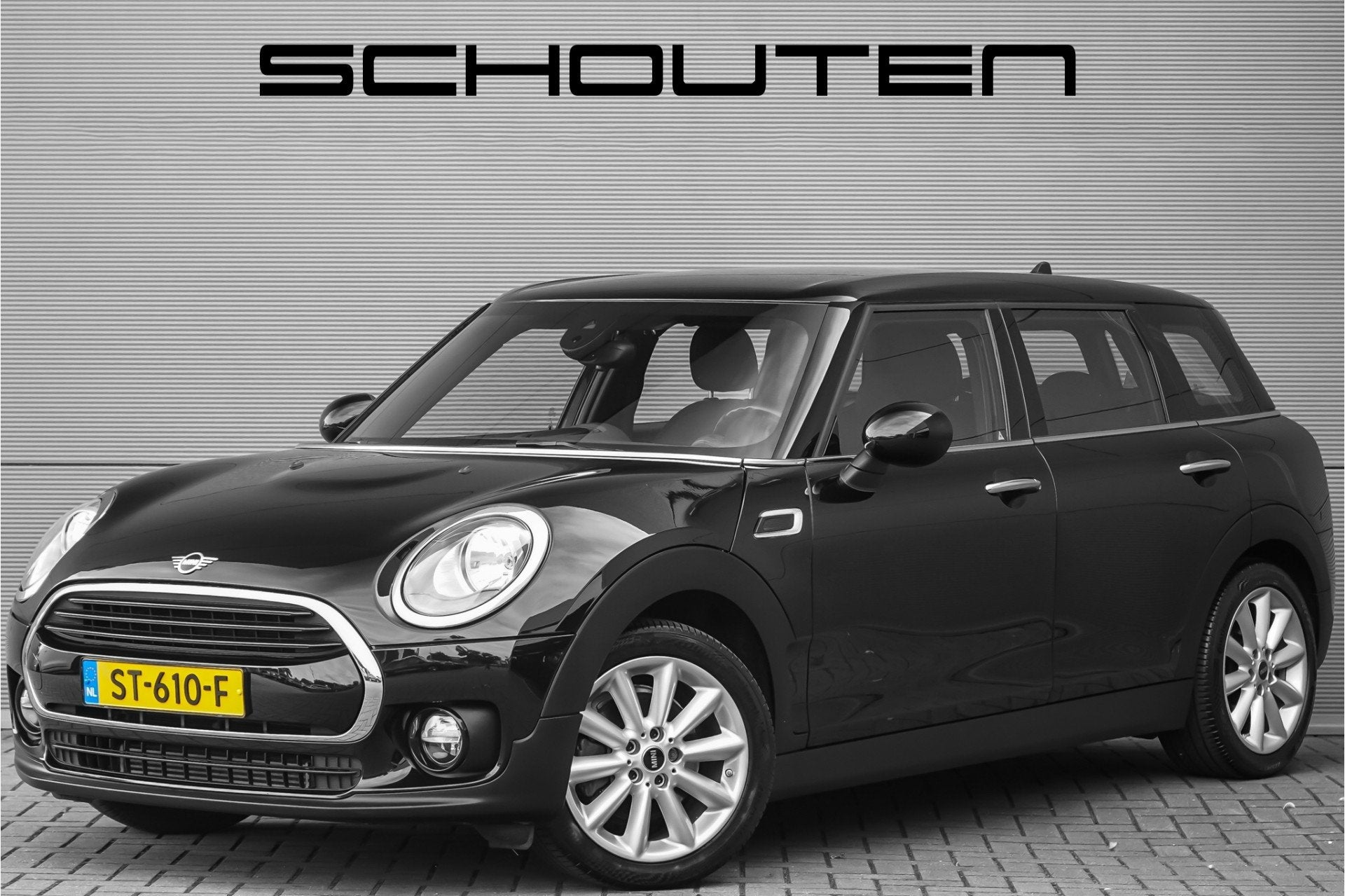 MINI Clubman 1.5 Cooper Salt Business Automaat CarPlay Trekh, 12 maanden, Gebruikt, Automatische klimaatregeling, Zwart