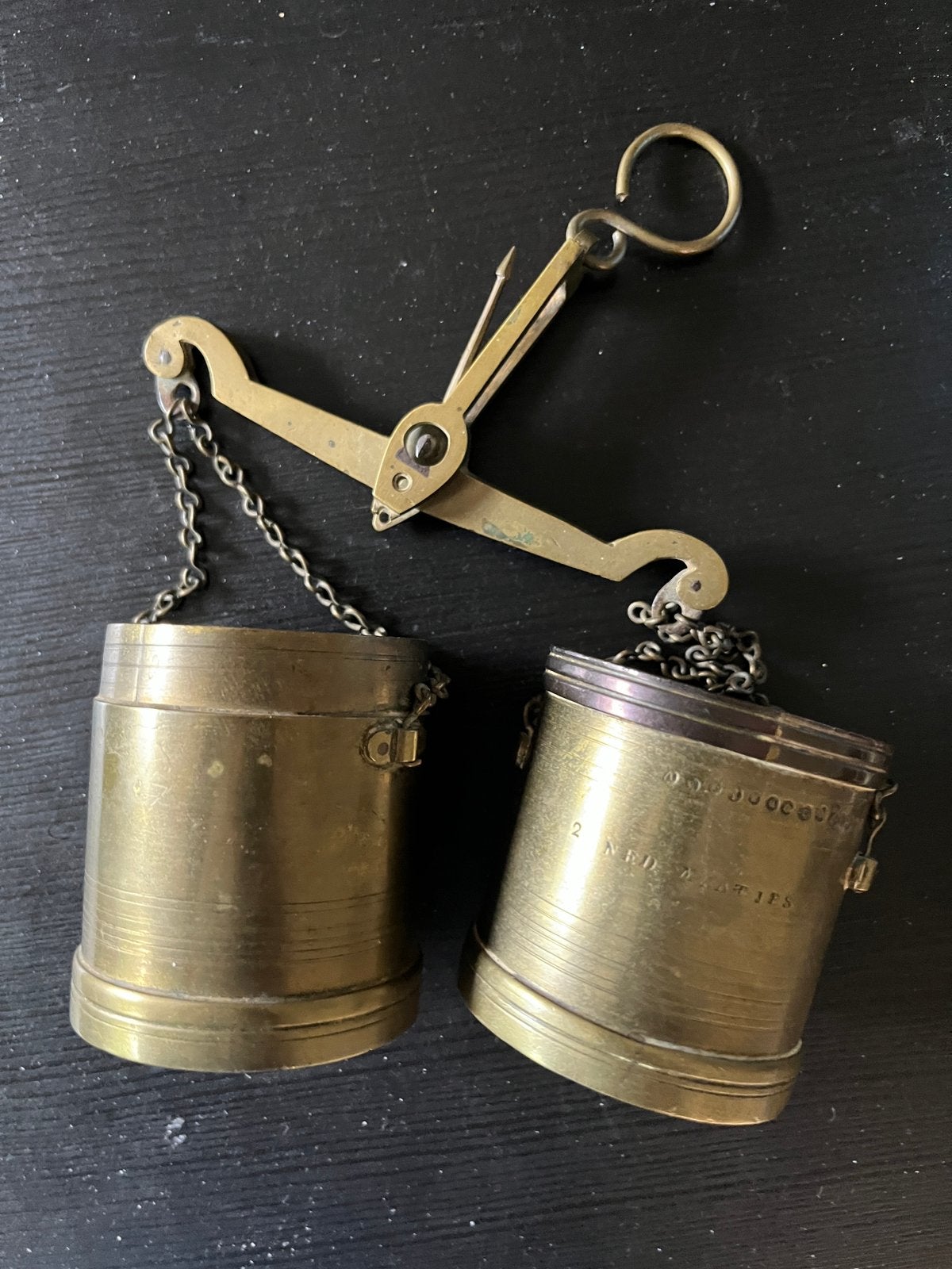 Antieke Groninger korenschaal van 2 Ned. Maatjes, Antiek en Kunst, Ophalen of Verzenden