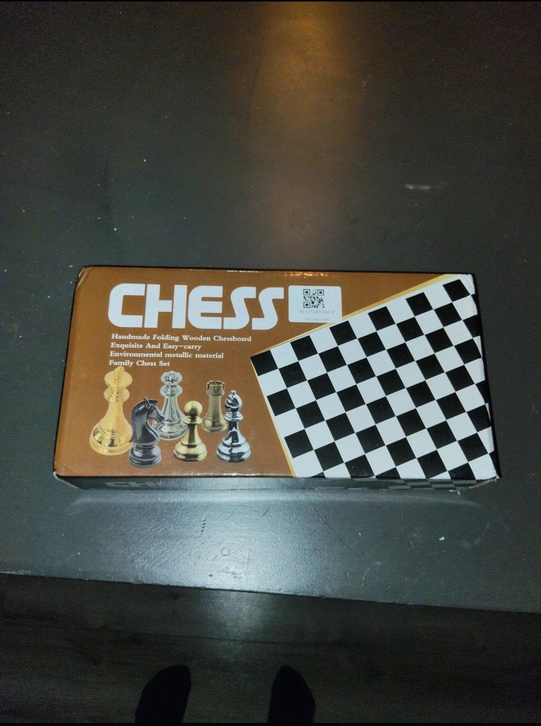 Opvouwbaar houten schaakbord met metalen stukken, Ophalen of Verzenden, Nieuw, Schaken