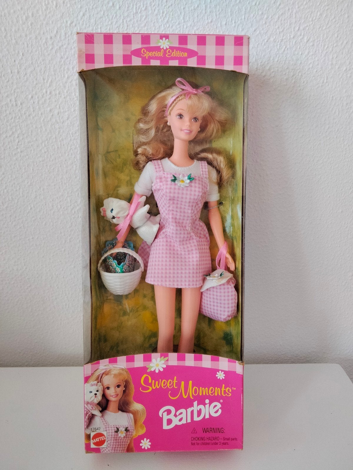 Vintage Barbie Sweet Moments 1996 NRFB, Ophalen of Verzenden, Nieuw, Fashion Doll