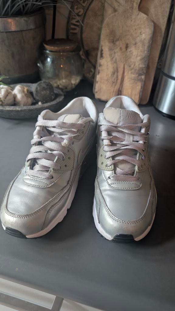 Nike Air Max zilver - Maat 37, Overige kleuren, Nike, Ophalen of Verzenden, Sneakers of Gympen