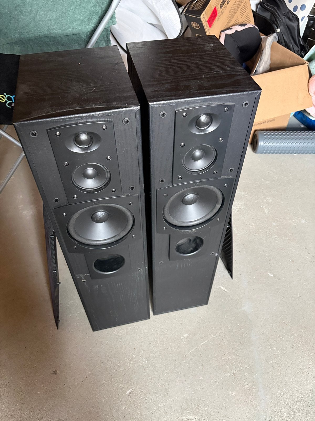 Jamo speakers