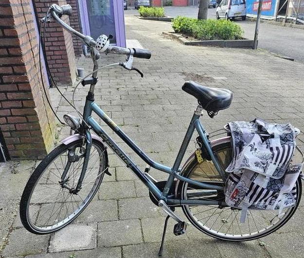 Gazelle damesfiets met fietstas, Fietsen en Brommers, Fietsen | Dames | Damesfietsen, Velgrem, Ophalen of Verzenden, Gazelle, 53 tot 56 cm
