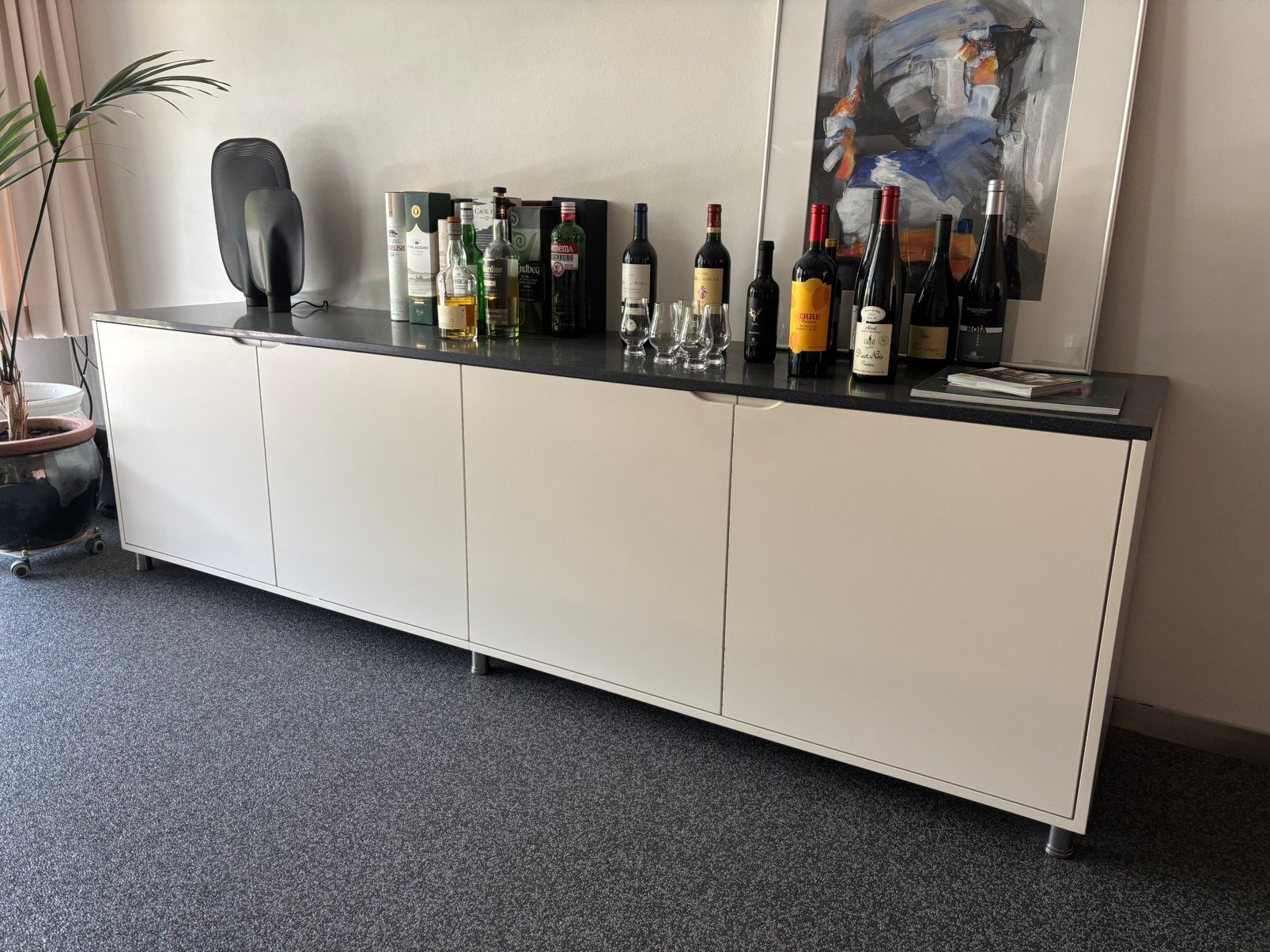 Prachtig dressoir - Als nieuw, Ophalen, Met plank(en), Gebruikt, 200 cm of meer