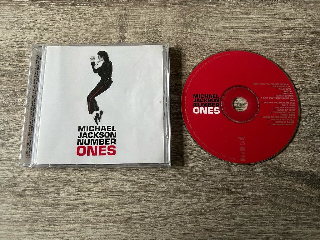 Michael Jackson Number Ones CD (2003), Pop, Ophalen of Verzenden, Zo goed als nieuw, Inclusief boekje