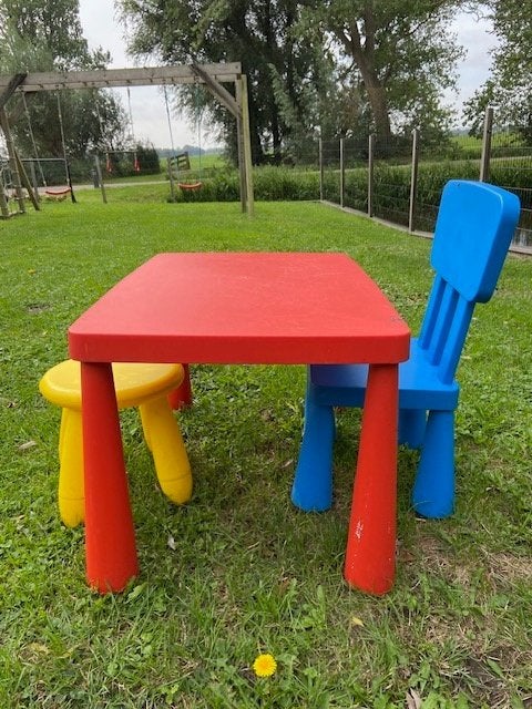Kindertafel buiten, Ophalen, Gebruikt