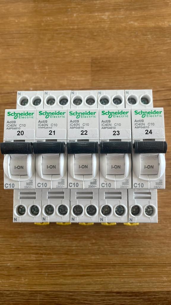 Schneider C10 automaten, Ophalen, Gebruikt, Overige typen