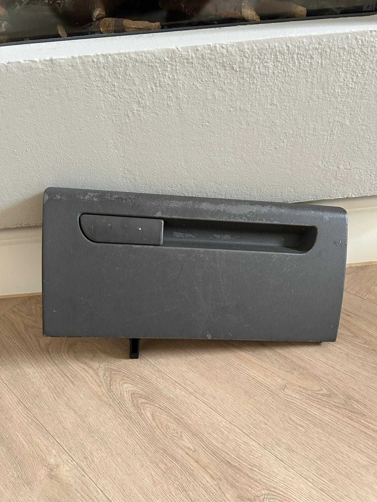 Audi A2 Dashboardkastje  / Handschoenenkastje klep grijs, Auto-onderdelen, Ophalen of Verzenden, Gebruikt, Audi