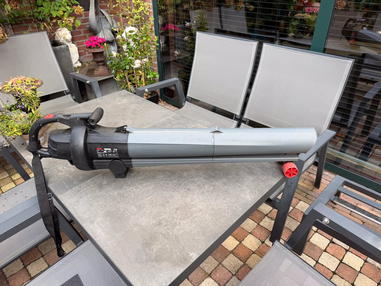Skil 2800W elektrische bladblazer, zeer krachtig, Ophalen, Zo goed als nieuw, Elektrisch