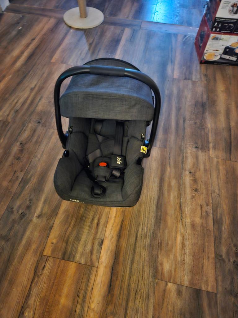 Joie i-Gemm 2 autostoel met i-Base Advance Isofix, Ophalen