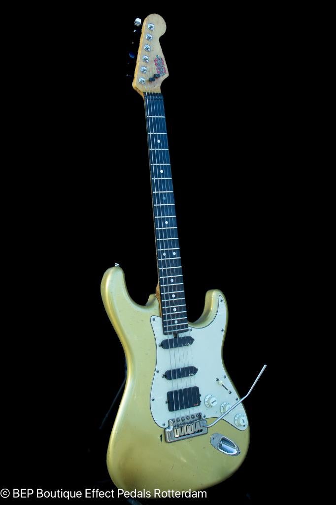 Dick Dijkman Goldtop Stratocaster, Muziek en Instrumenten, Snaarinstrumenten | Gitaren | Elektrisch, Ophalen of Verzenden, Gebruikt