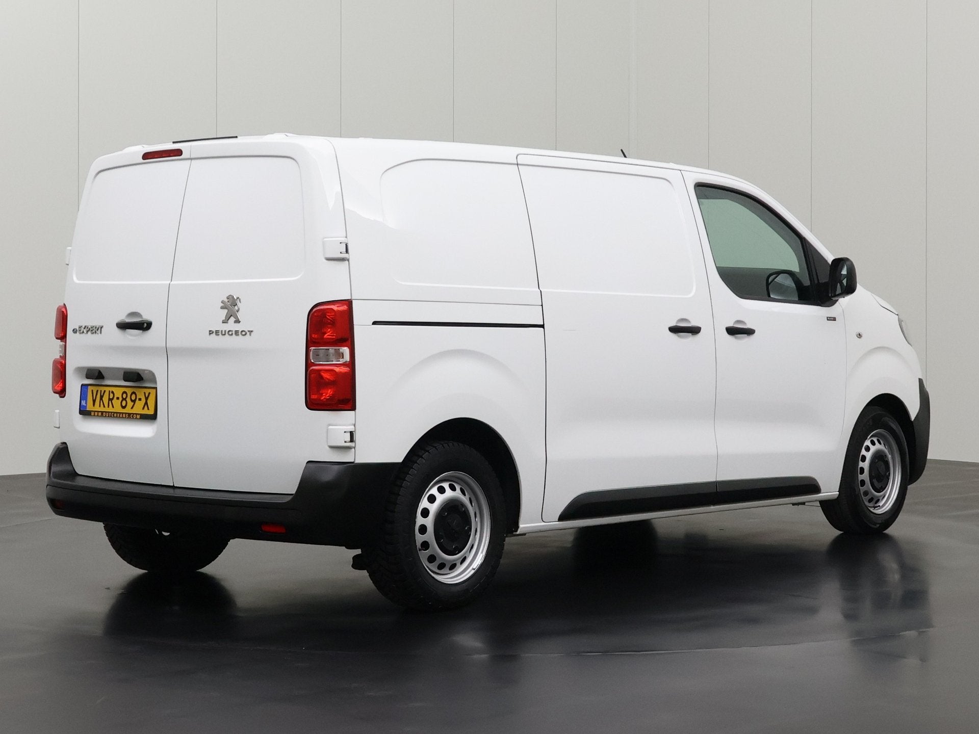Peugeot e-Expert Lang Pro 75 kWh | Elektrisch | Airco | Crui, Dealer onderhouden, 136 pk, Gebruikt, Zwart