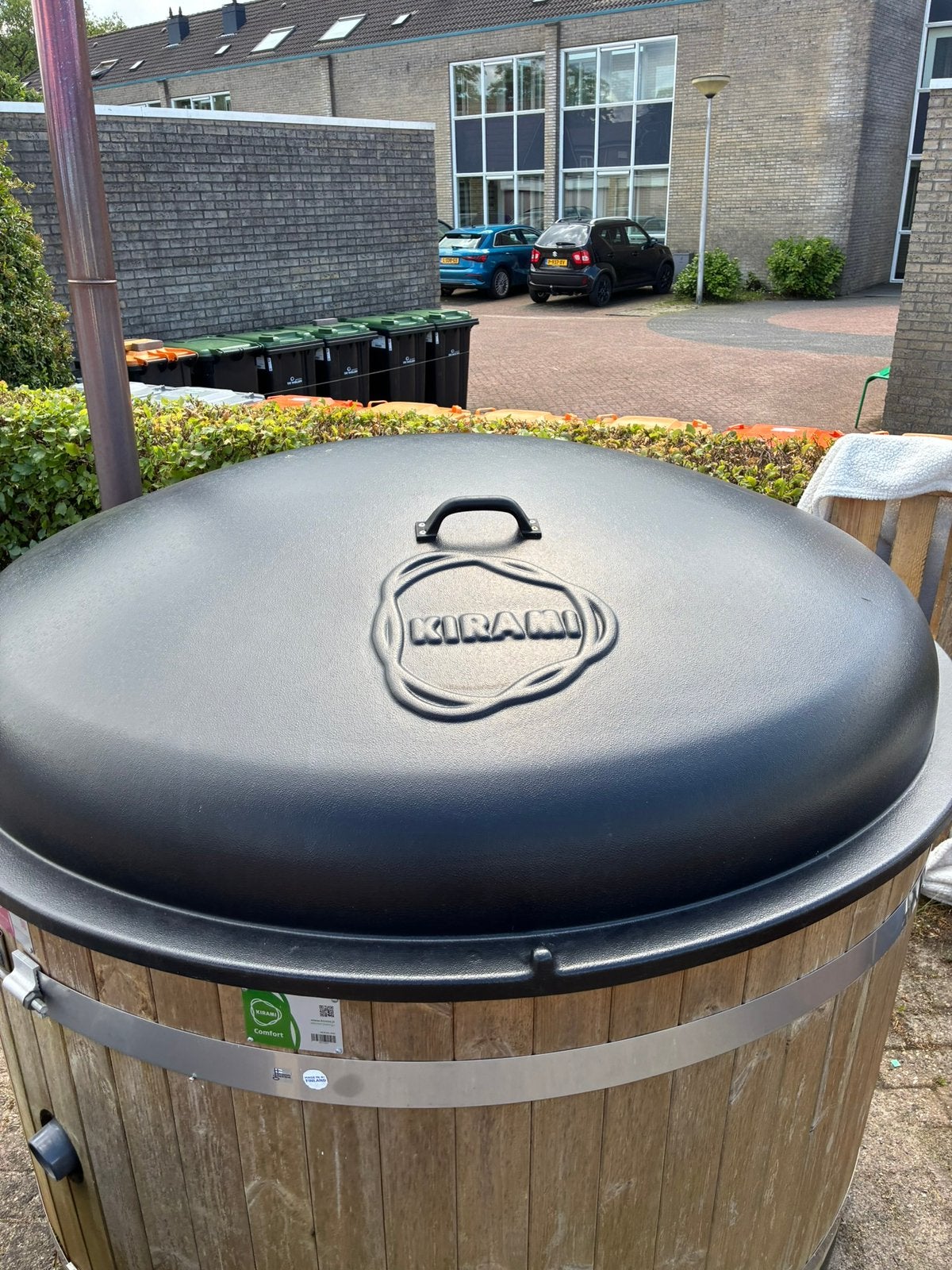 Tweedehandse - gebruikte - kirami hottub - grote kachel, Ophalen, Gebruikt, 7921AE, Fast Fair b.v.
