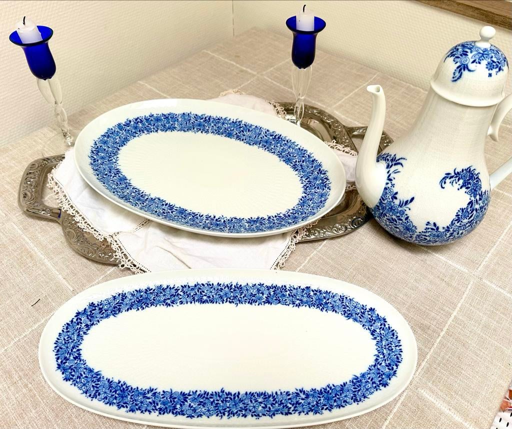 Rosenthal schalen met blauw bloemmotief, Ophalen of Verzenden, Overige stijlen, Porselein, Schaal of Schalen