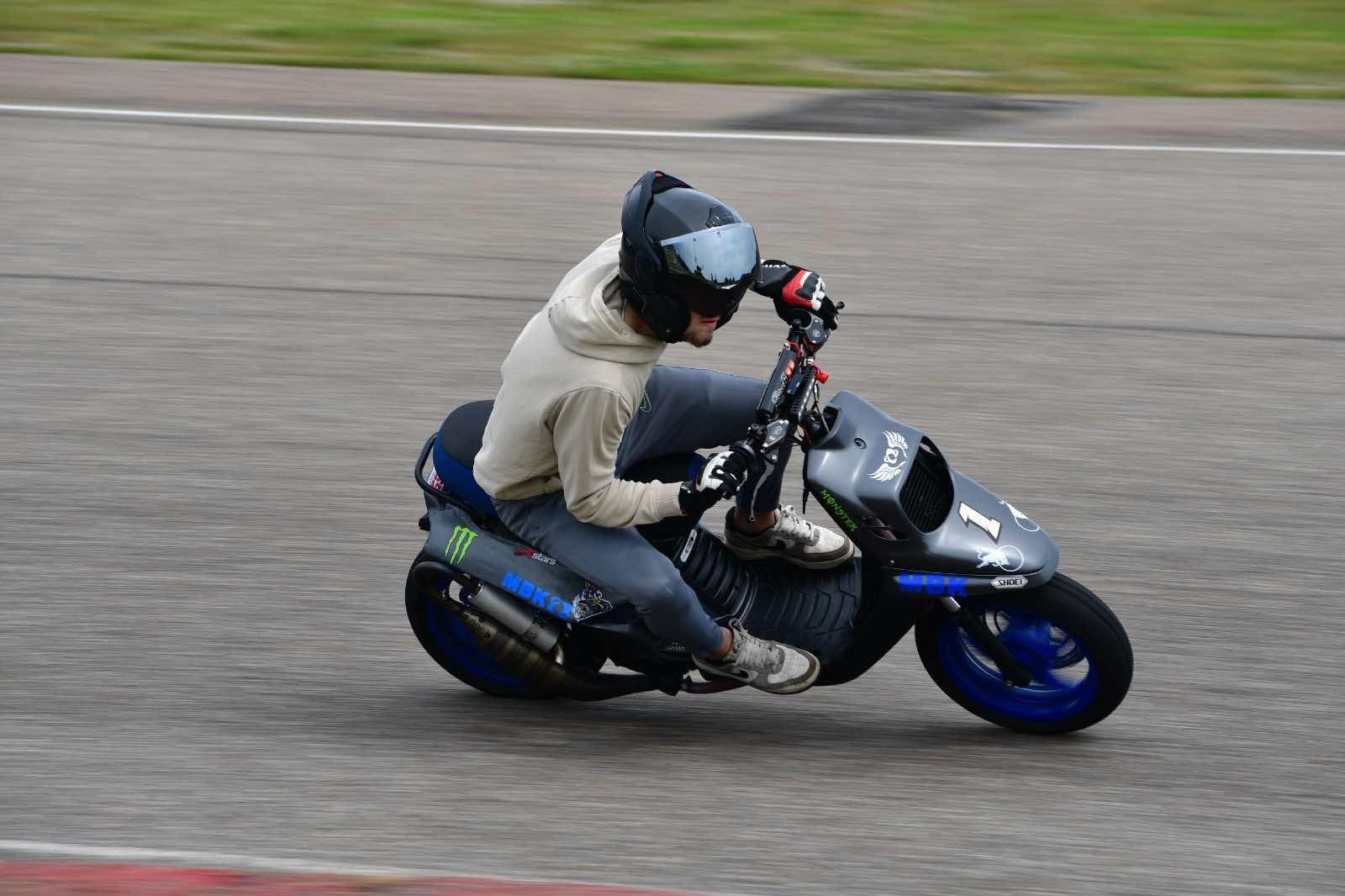 Yamaha BWS/MBK Booster 86 cc tpr big bore, Ophalen, Zo goed als nieuw, Benzine, Overige modellen