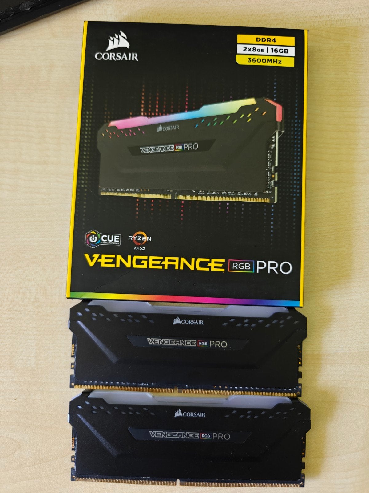 Corsair Vengeance RGB Pro 16GB (2x8GB) DDR4 RAM 3200MHz, Computers en Software, RAM geheugen, DDR4, Ophalen of Verzenden, Zo goed als nieuw