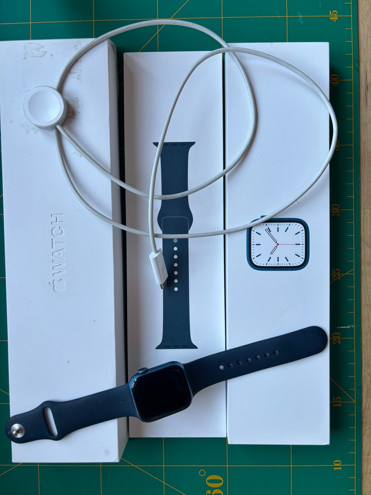 Apple watch series 7, Ophalen of Verzenden, Gebruikt, Overige accessoires