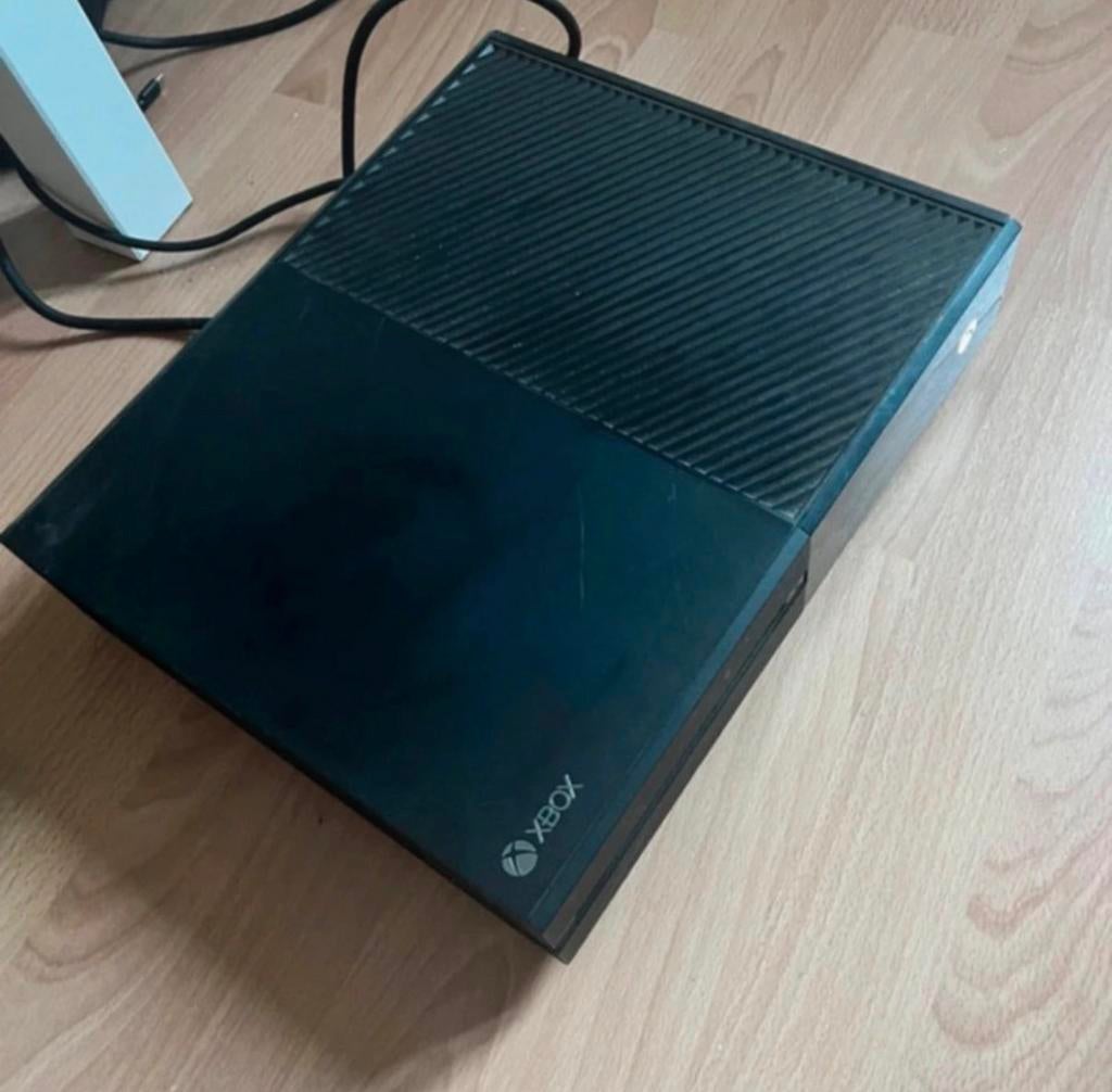 XBOX one ( zie omschrijving ), Xbox One, Met 2 controllers, Ophalen of Verzenden, 500 GB