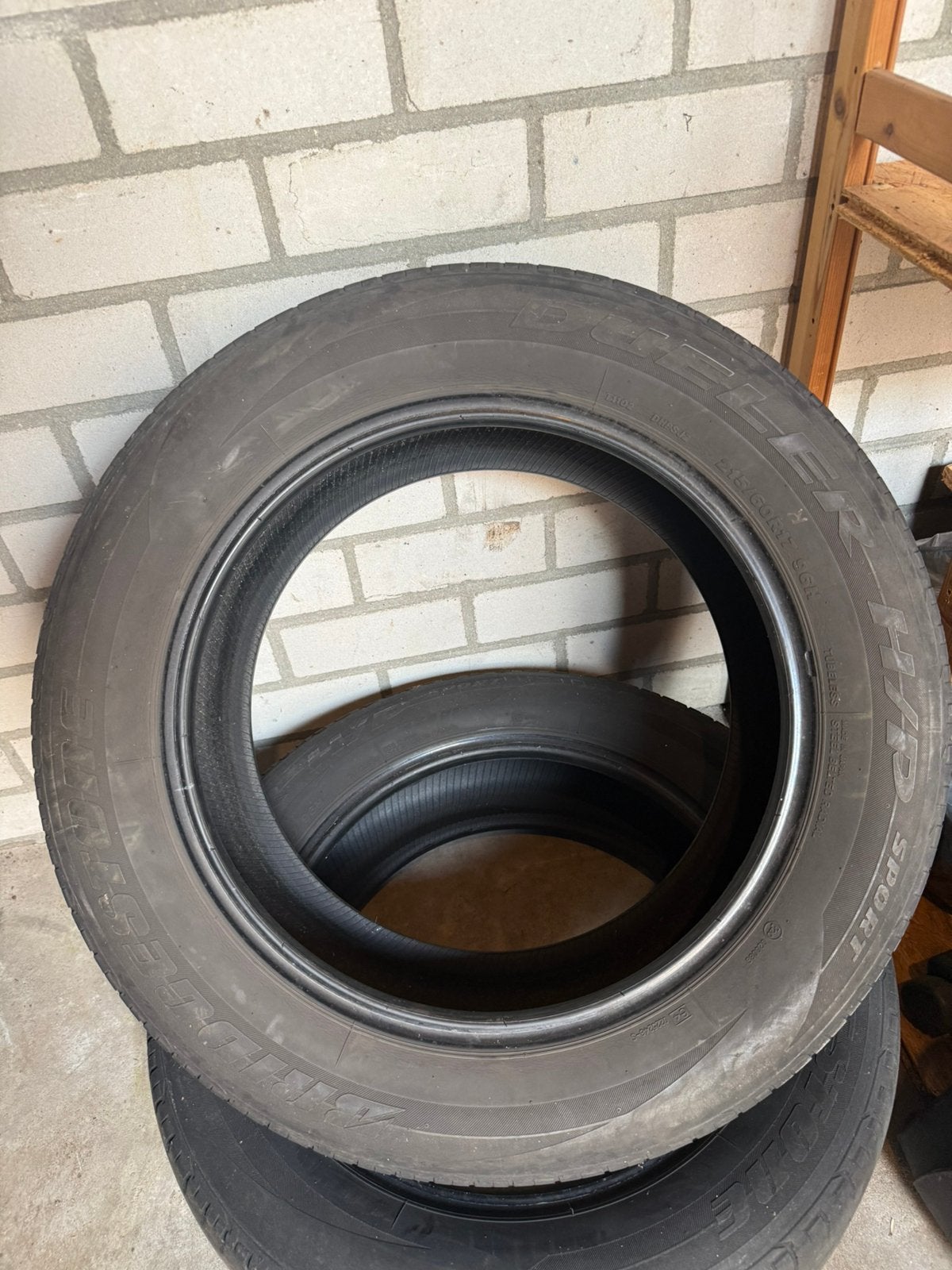 2 gratis banden 215/60R17, Auto-onderdelen, Banden en Velgen, Ophalen, Banden en Velgen, 17 inch, All Season
