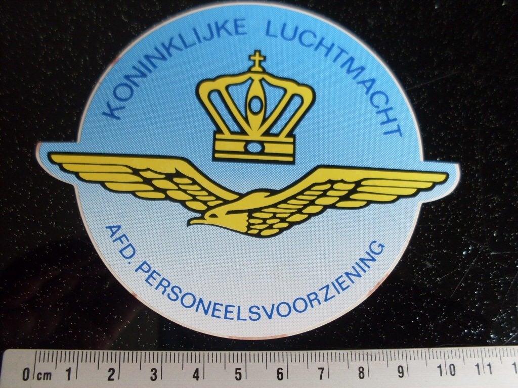 sticker koninklijke luchtmacht afd personeelsvoorziening, Verzamelen, Stickers, Verzenden, Zo goed als nieuw, Bedrijf of Vereniging