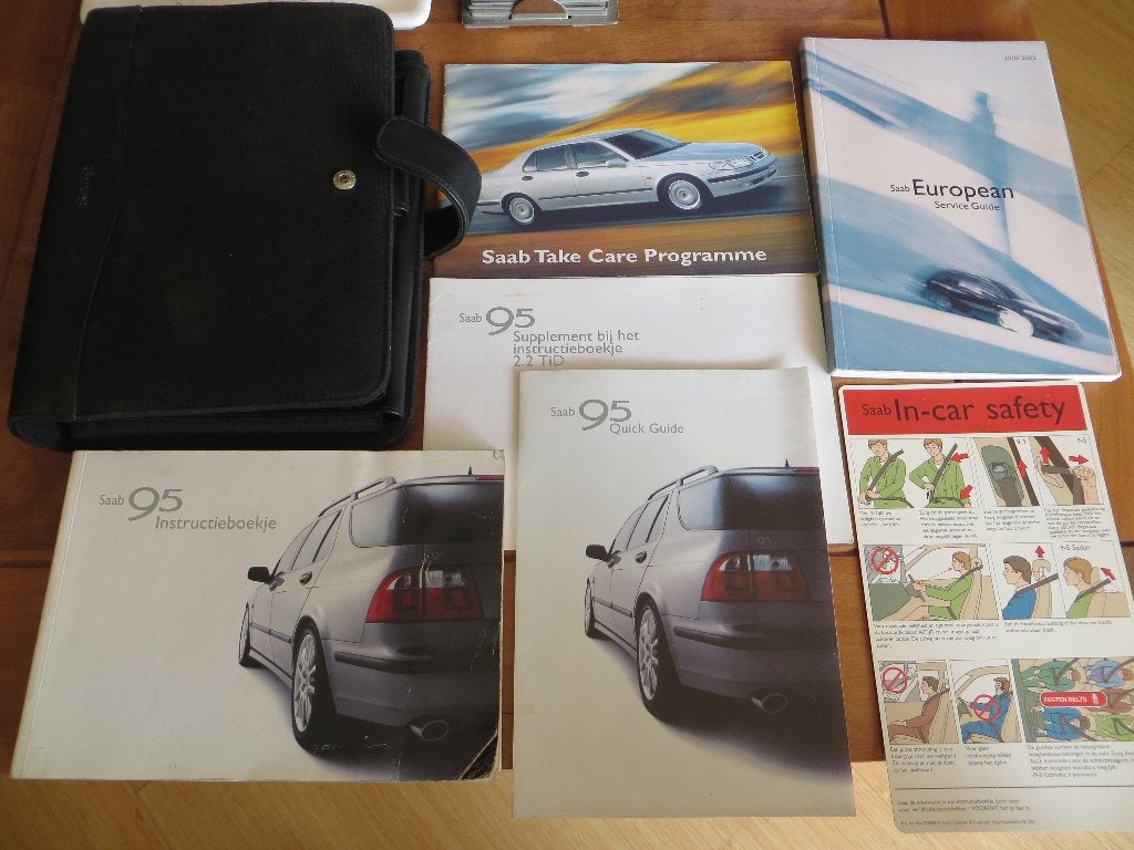 Instructieboek Saab 9-5, 9-5 Estate 2001, complete boordmap, Auto diversen, Handleidingen en Instructieboekjes, Ophalen of Verzenden
