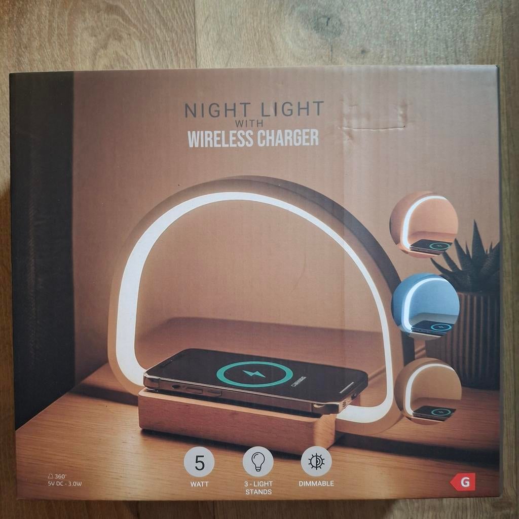 Nieuw Nachtlampje en draadloze oplader in 1, Huis en Inrichting, Ophalen, Nieuw