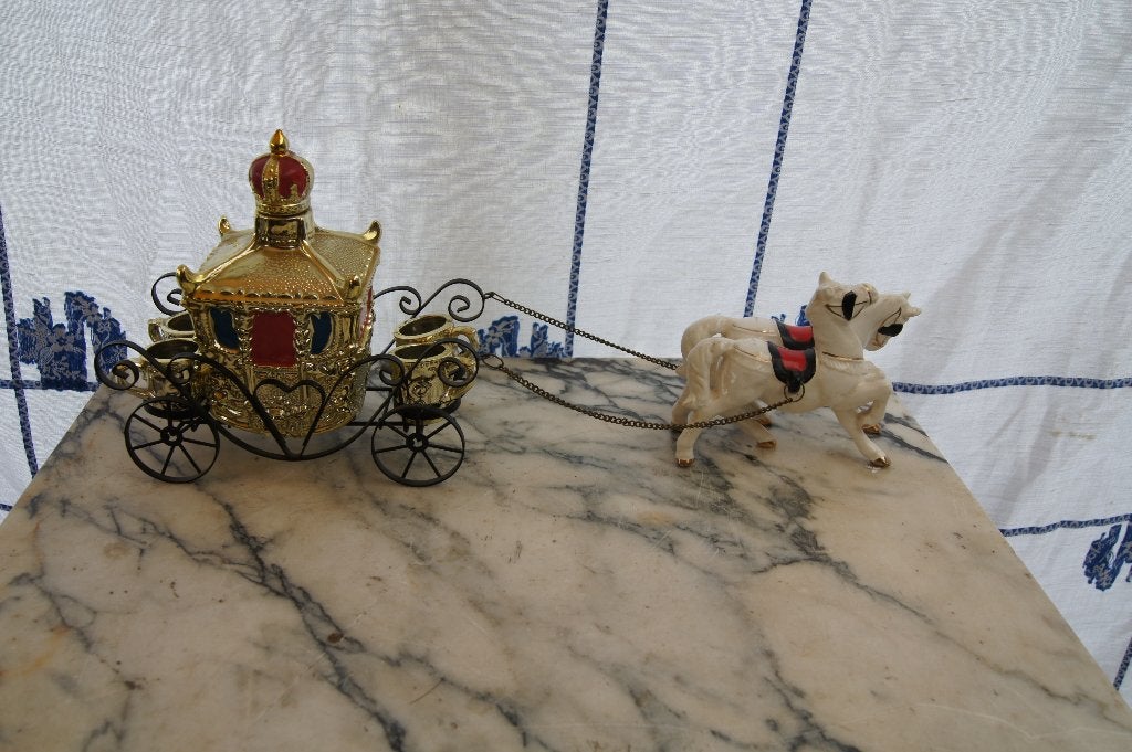 Koets met Paarden en karaf met bekertjes- Vintage Stijl, Ophalen of Verzenden