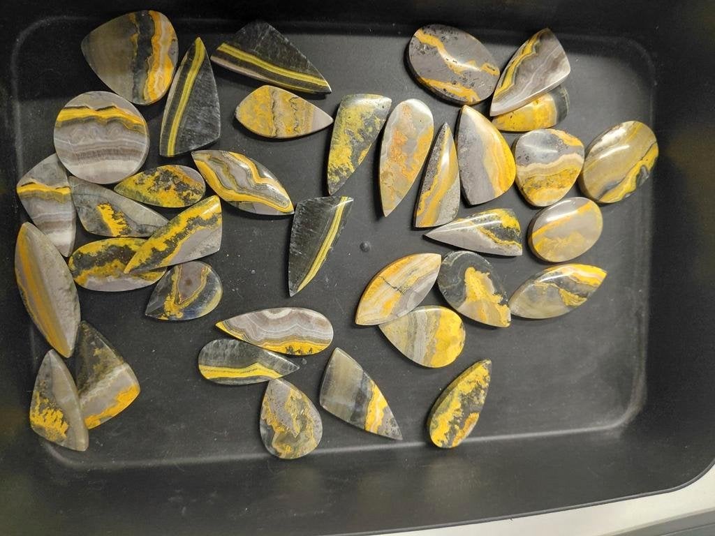 Partij bumble bee cabochons goudsmid edelsmid, Ophalen of Verzenden, Nieuw