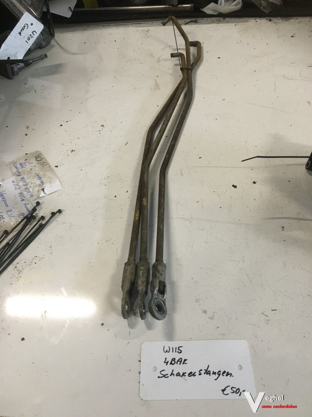 Mercedes W115 Schakelstangen set 4 bak