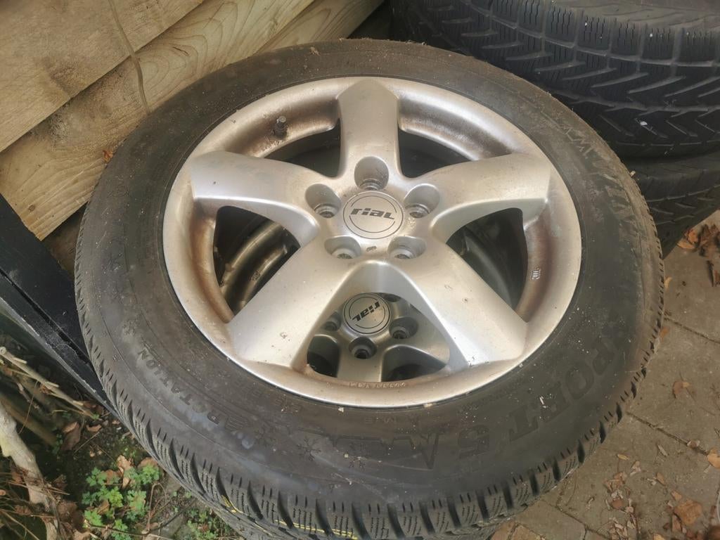 Winterbanden met velgen 215/55R16, 215 mm, 16 inch, Banden en Velgen, Winterbanden